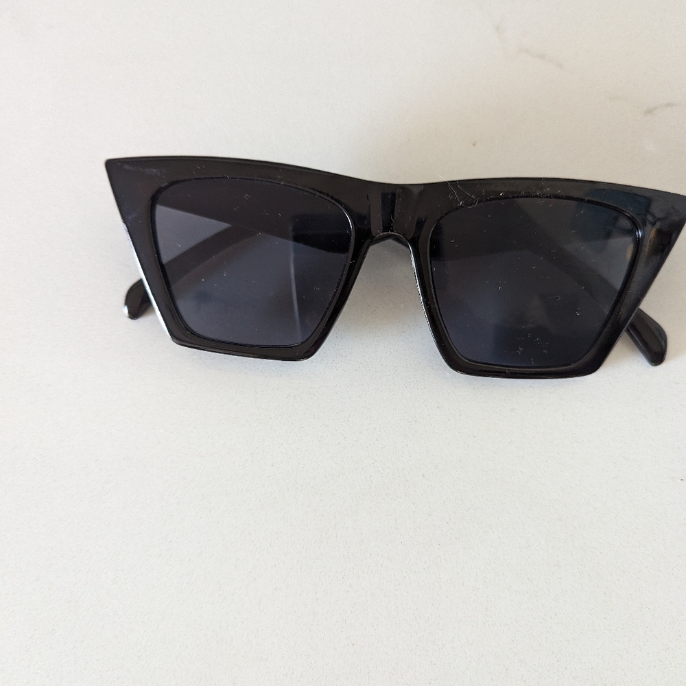 Sun glasses
